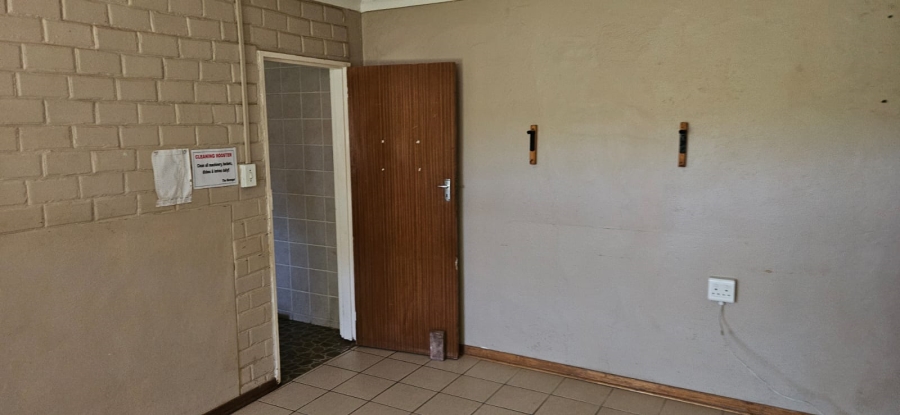 4 Bedroom Property for Sale in Wolmaransstad North West